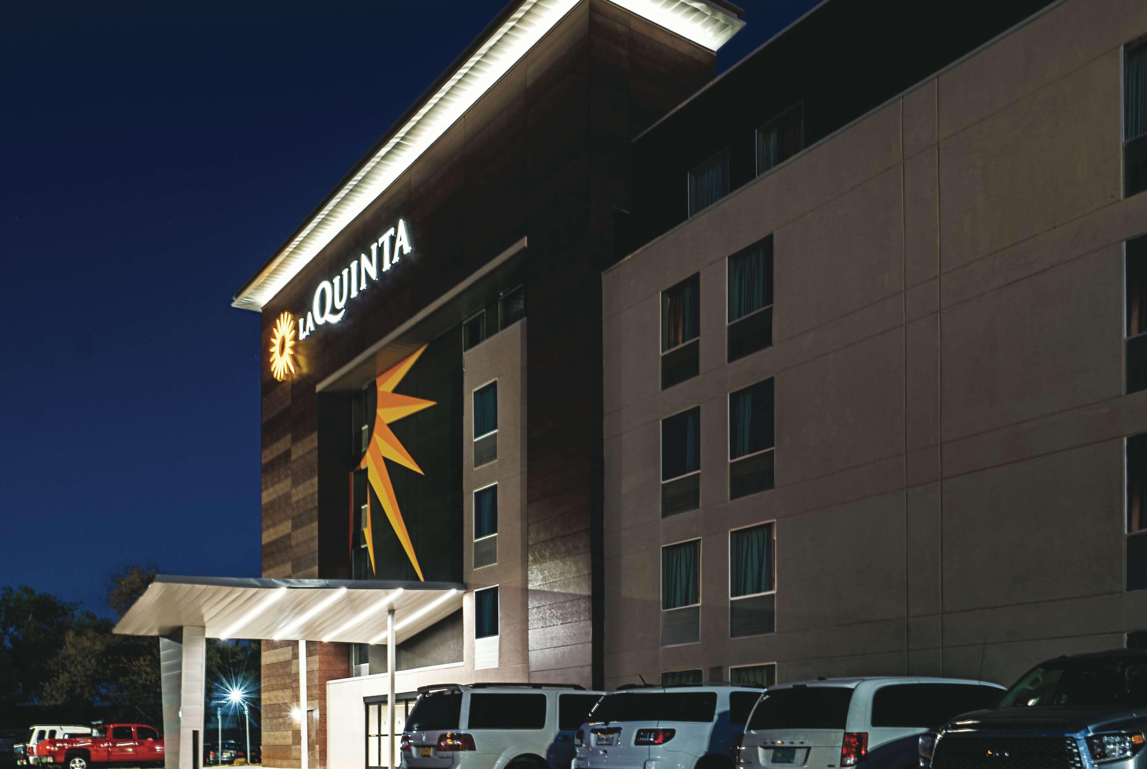 Hotel La Quinta By Wyndham Lubbock West Medical Center Exterior foto