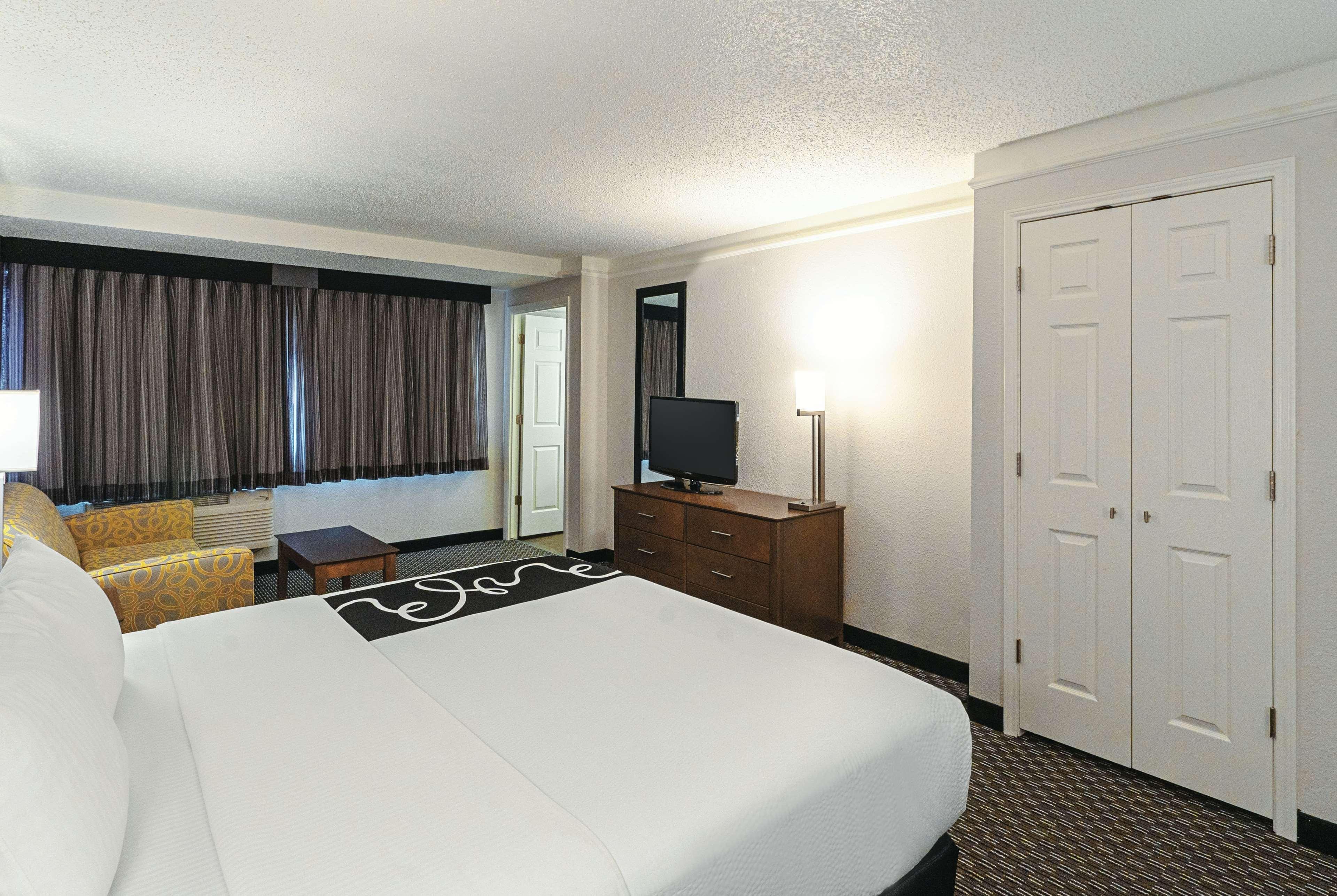 Hotel La Quinta By Wyndham Lubbock West Medical Center Exterior foto